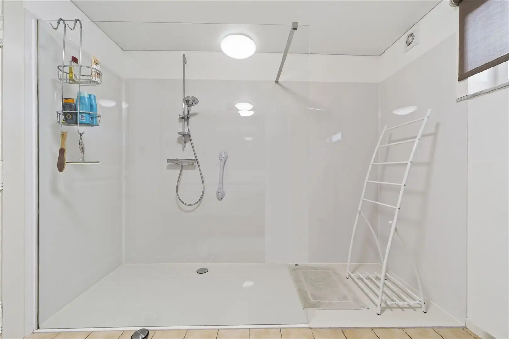 TE KOOP: Vrijstaande woning met 3 slaapkamers te Zonhoven!  foto 12