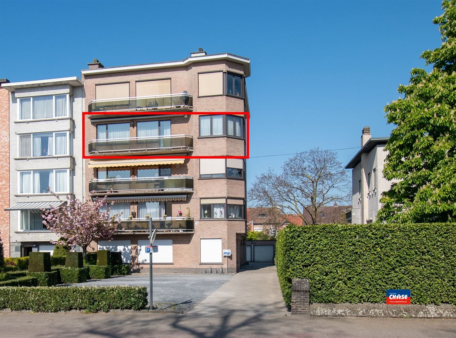 Appartement foto {{pictureIndex}}