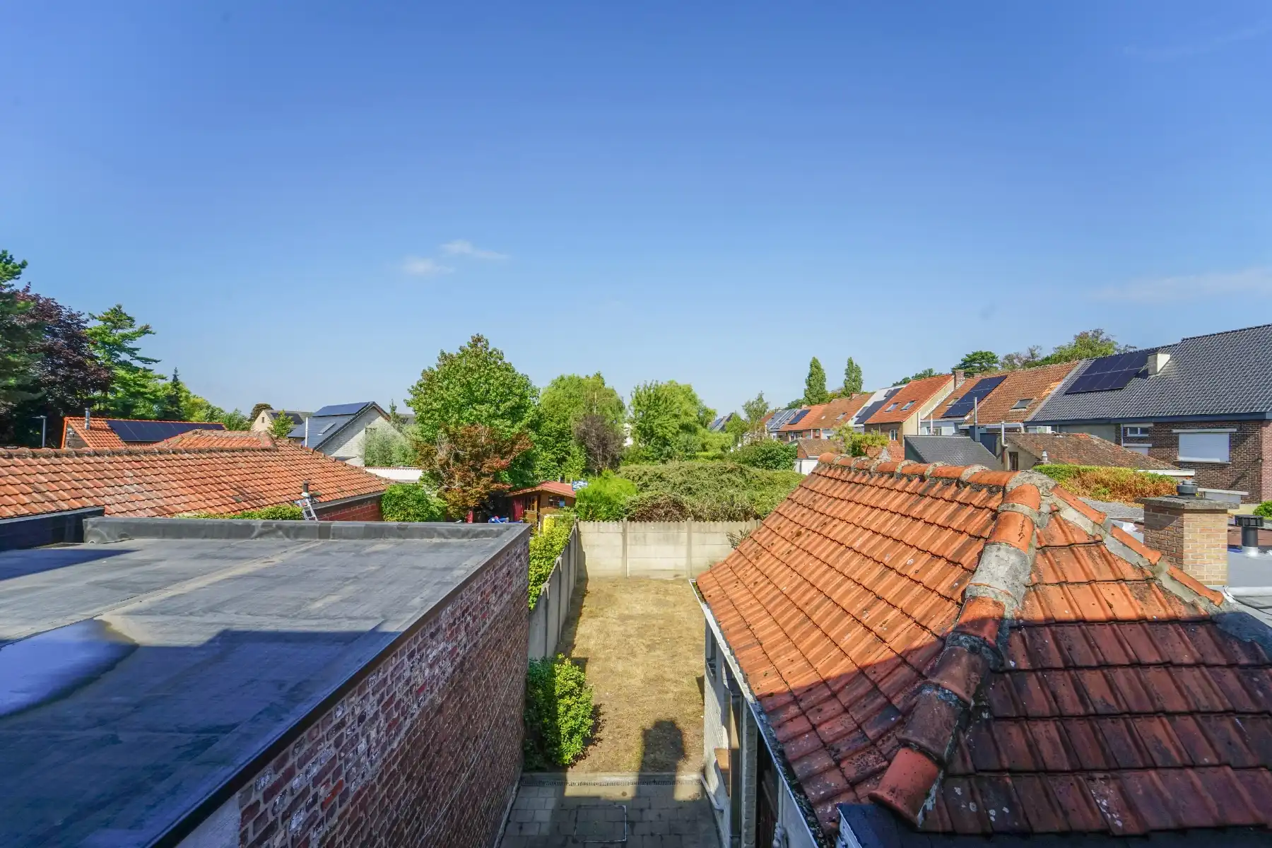 Ruime residentieel gelegen woning foto 19