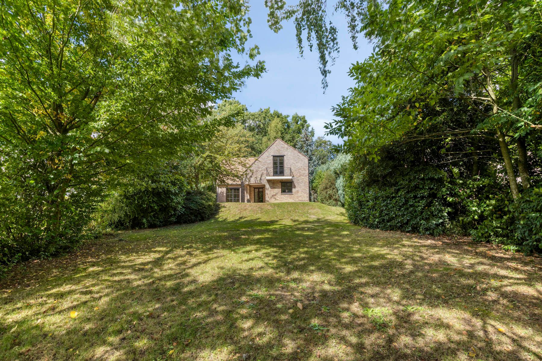 Gezinswoning / huis te koop – 4 slaapkamers, 182 m² – gerenoveerde badkamers, natuursteen & tuin – 10 are – Bois de Strihoux foto 22