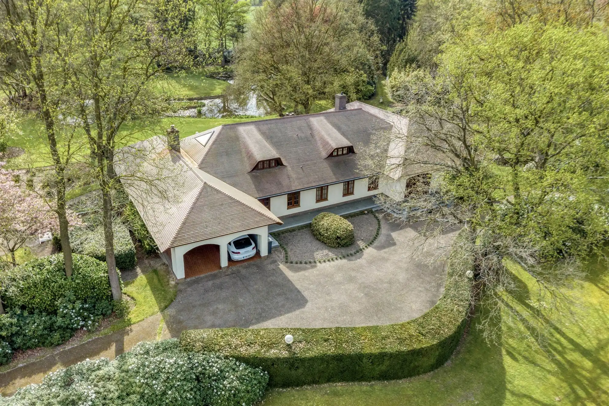 Exclusief landgoed met allure op parkdomein in Pelt foto 104