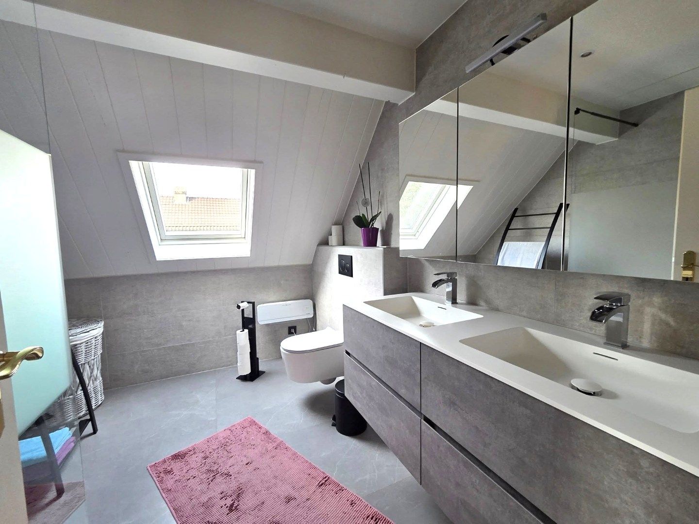 Instapklare villa met 5 slaapkamers, mooi terras en tuin in rustige buurt te Zemst foto 16