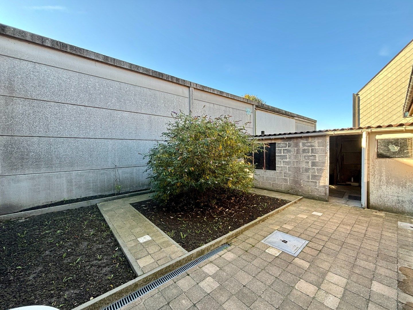 KNUSSE WONING MET 3 SLPKS EN GROTE GARAGE OP 20MIN. VAN DE KUST foto 5