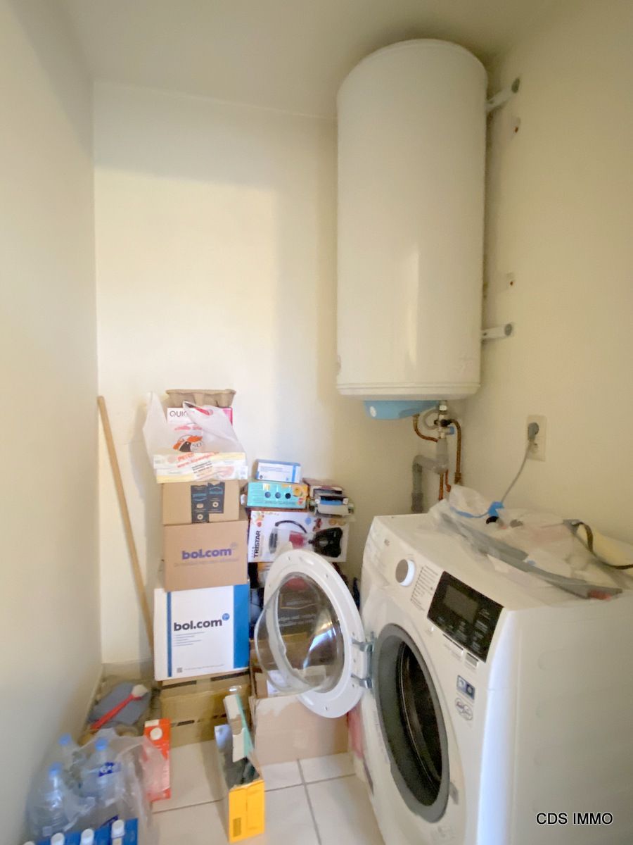 APPARTEMENT TEGENOVER HET SPEELPLEIN ! foto 6