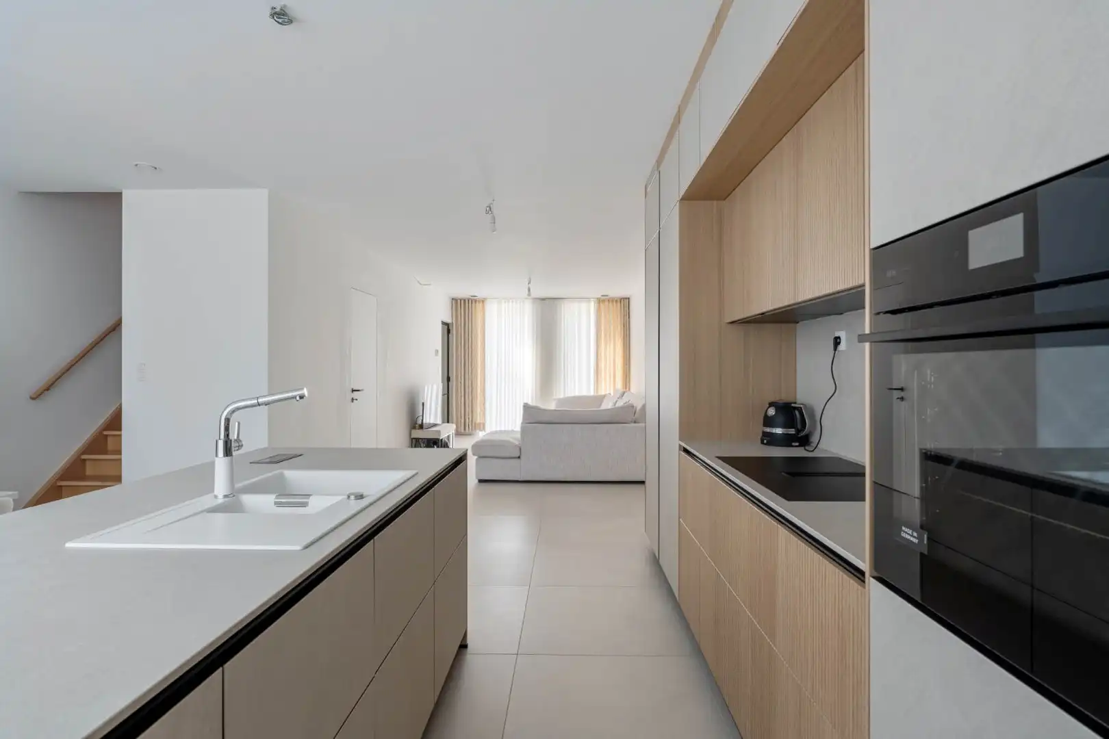 Moderne nieuwbouwwoning, 5 slpk, op een perceel van 4a31ca. foto 11