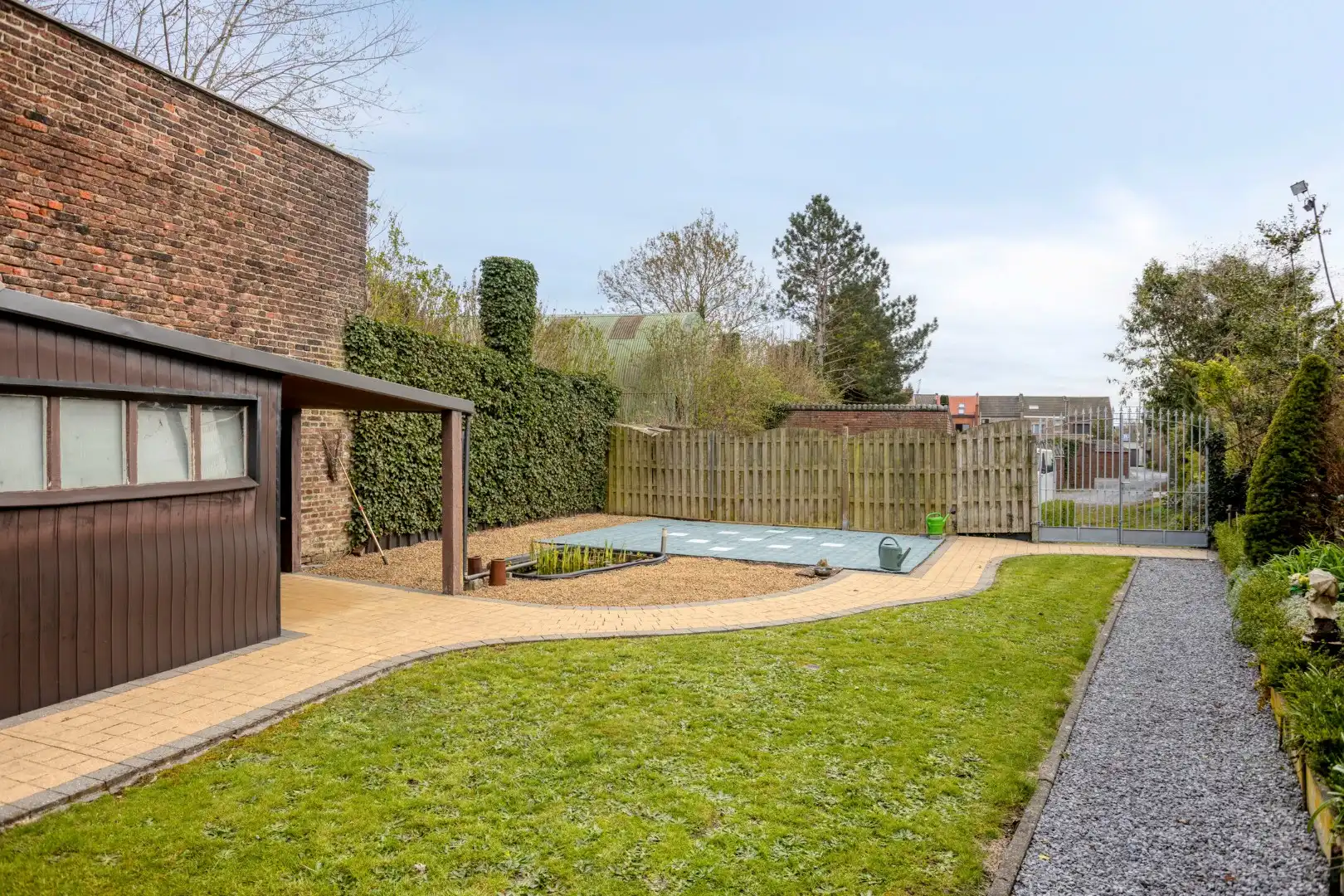 Instapklare woning met grote garage en tuin - aan centrum Tongeren foto 29