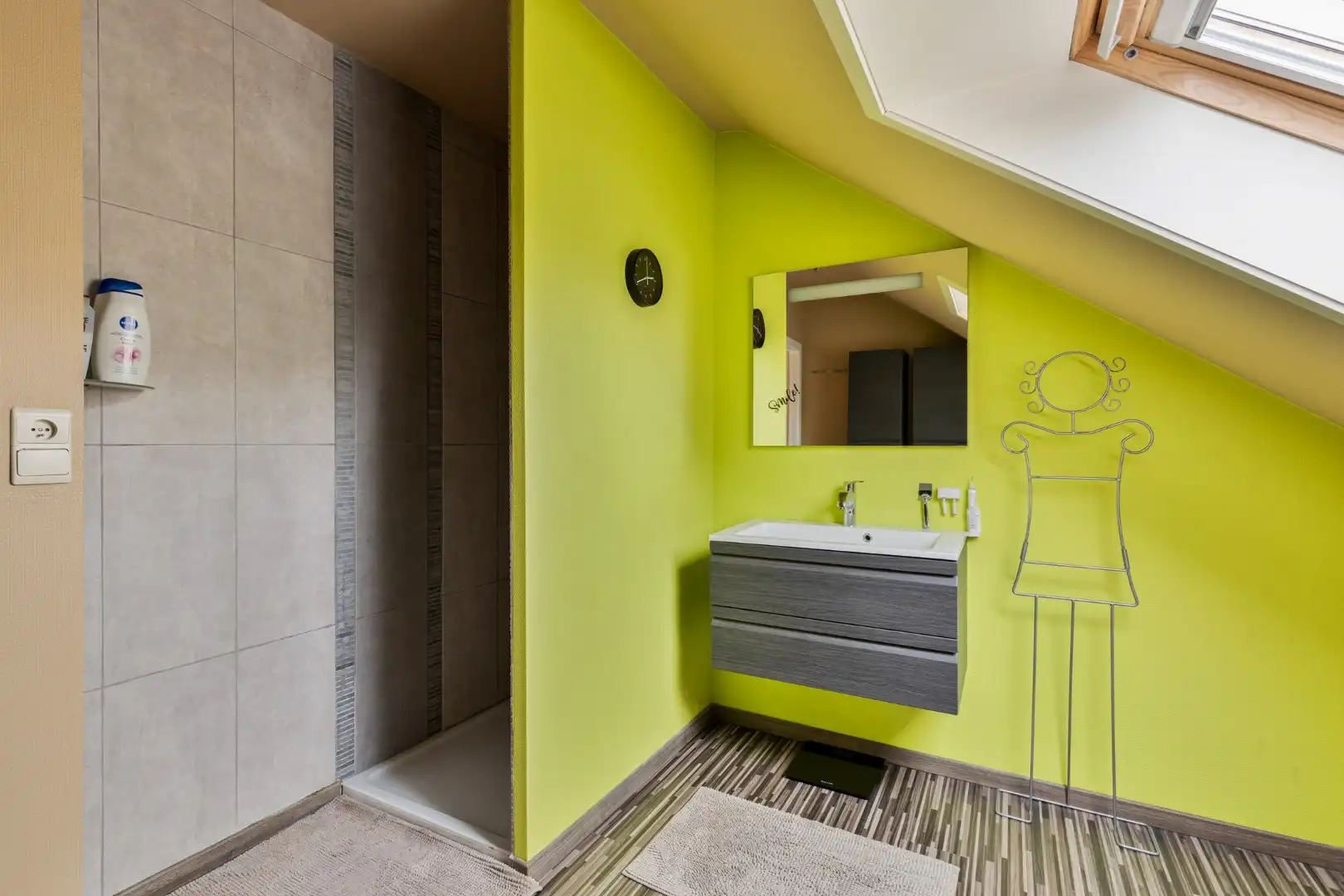Instapklare 3-gevelwoning te Lennik met 3 slaapkamers foto 20