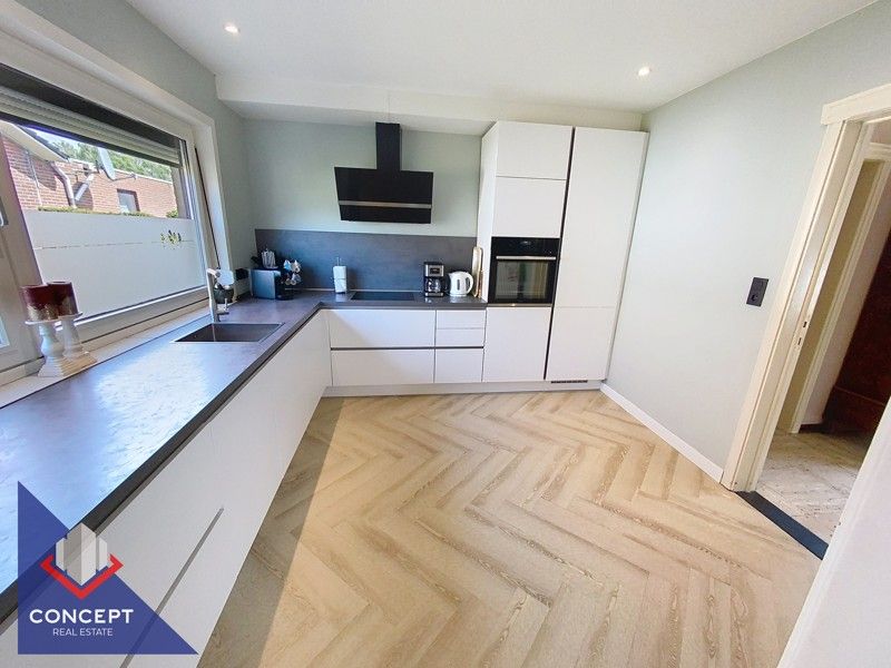 Instapklare woning met 3 slaapkamers met achterliggende paardenweides. foto 8