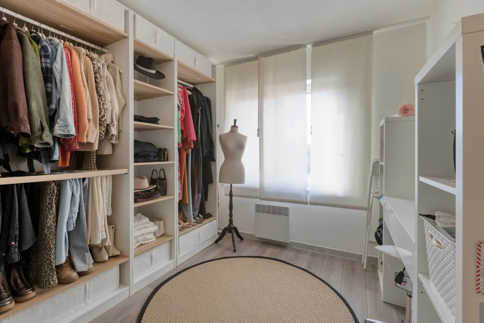 Karaktervol en instapklaar appartement met 2 slaapkamers, terras én garage in het centrum van Zutendaal. foto 23