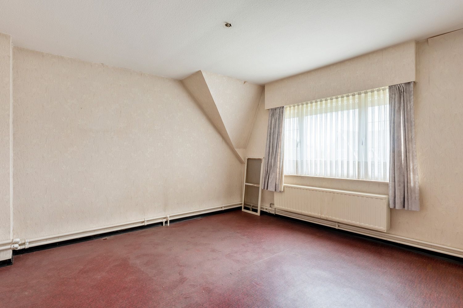 OB - KARAKTERVOL RENOVATIEPROJECT MET PRACHTIG UITZICHT EN GROTE GARAGE foto 27