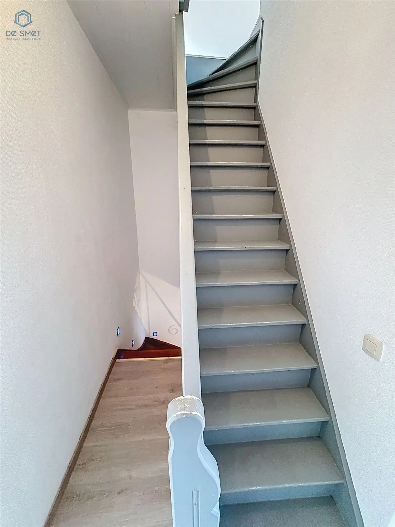 Instapklare, volledig gerenoveerde woning met 4 slaapkamers, terras en tuinberging in hartje Geraardsbergen! foto 13