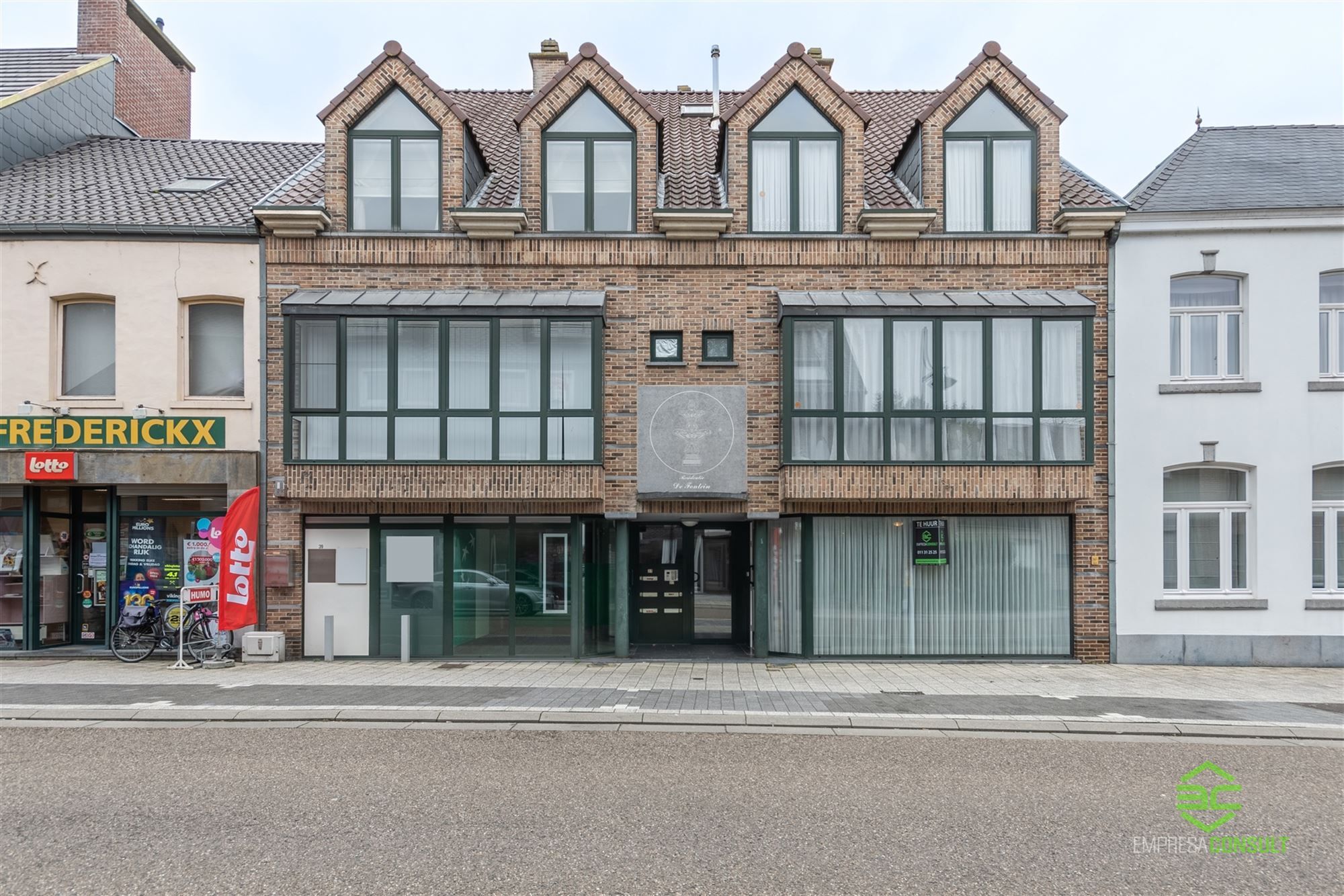 Gelijkvloers appartement met 1 slpk, gelegen in het centrum foto {{pictureIndex}}