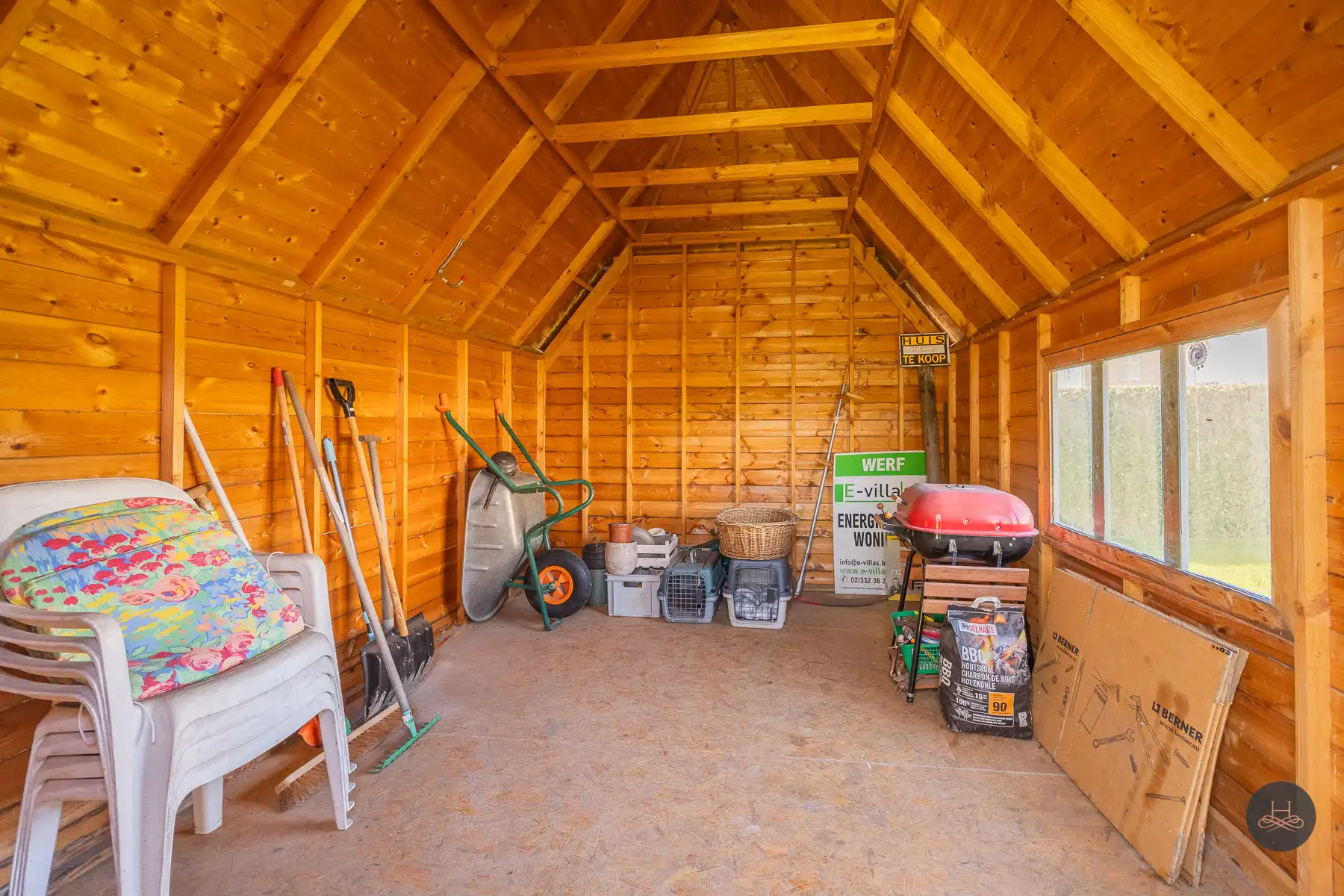 Ruime en instapklare open bebouwing in een rustige buurt foto 24