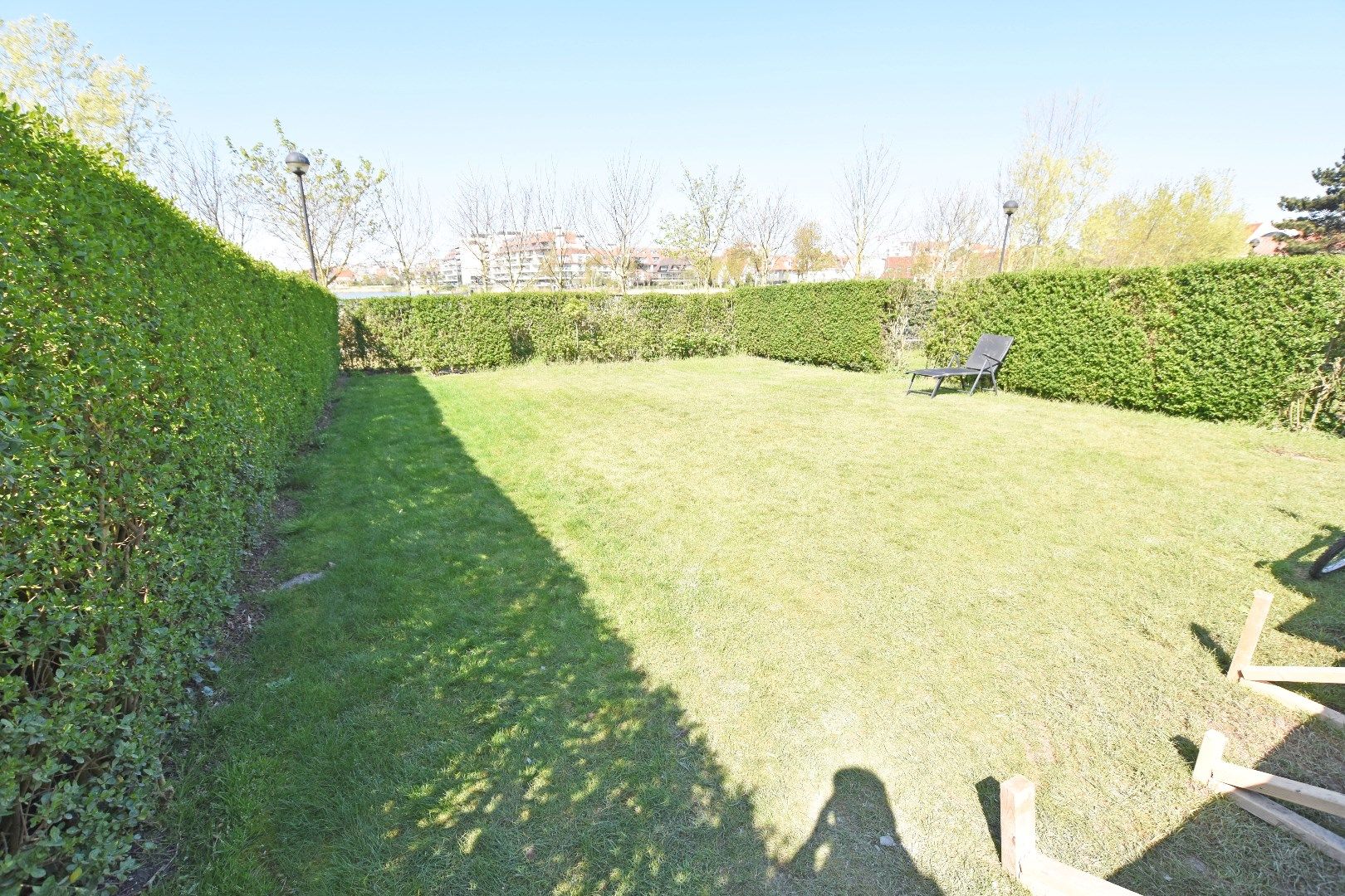 Mooi gerenoveerde koppelvilla met panoramisch zich op het Zegemeer foto 7