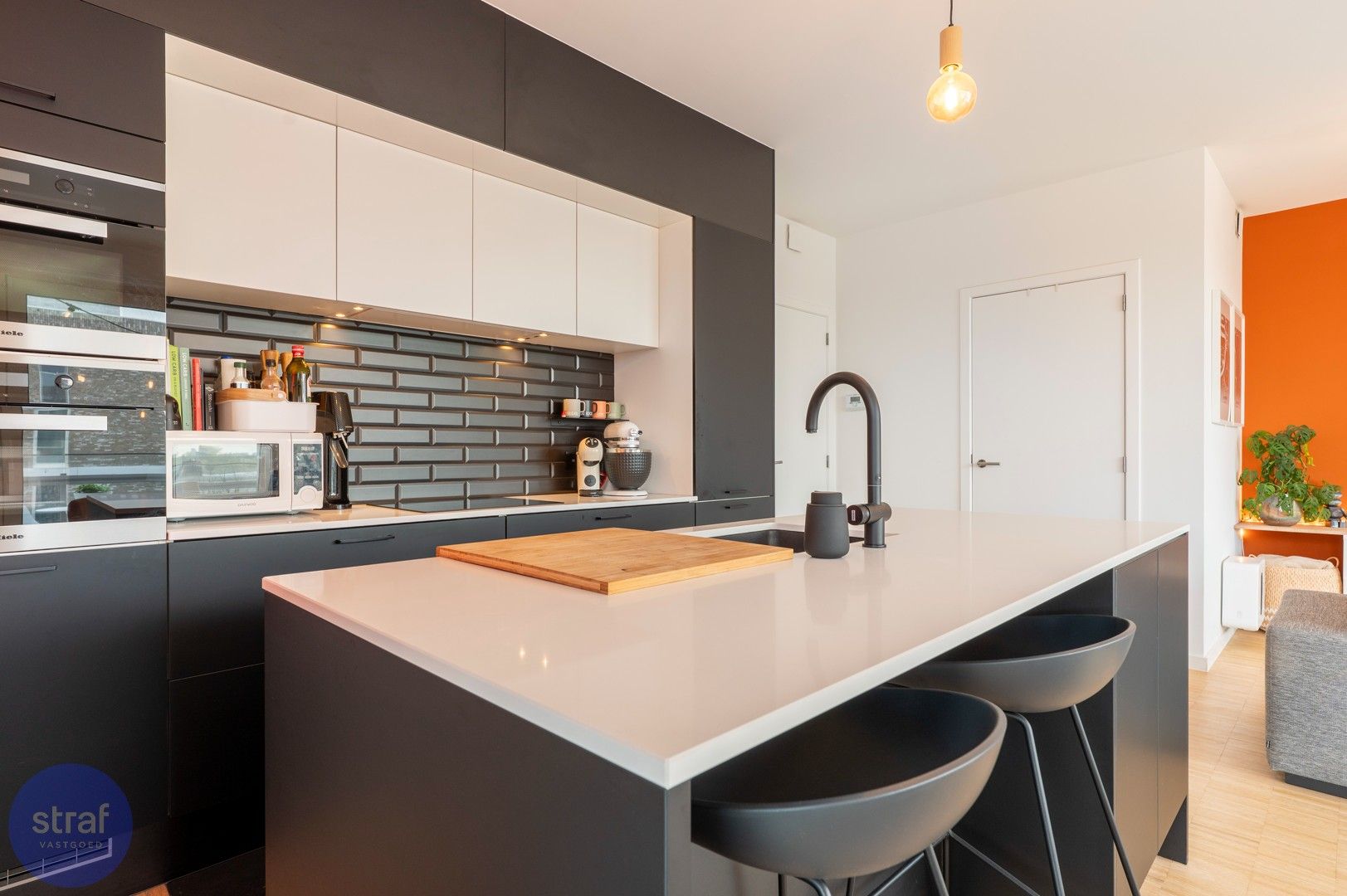 Modern appartement met terras en Galgenweel view foto 5