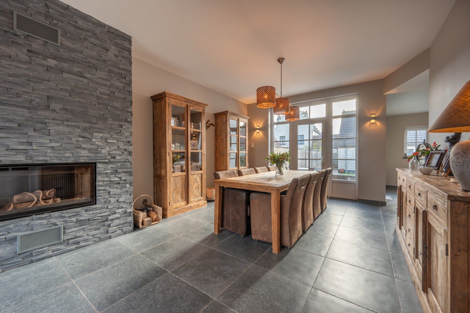 Prachtige en zéér ruime woning met kwaliteitsvolle afwerking foto 5