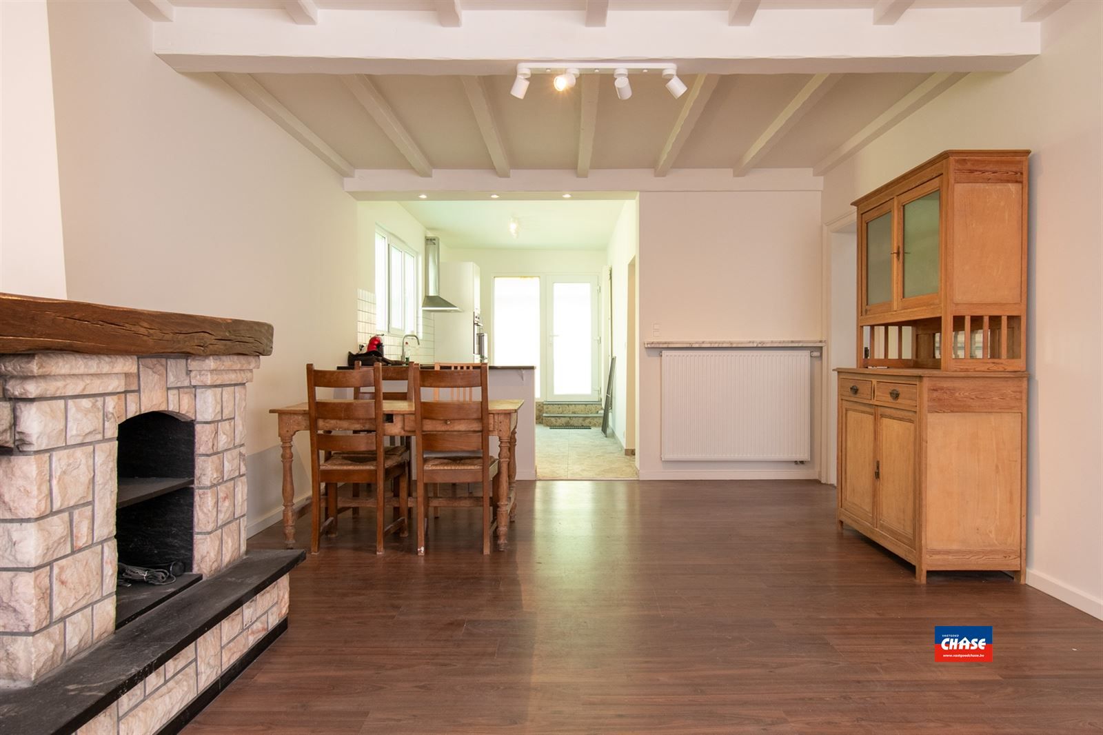 Gemengd gebouw met ruime, energiezuinige woonst (3 slpks) foto 17