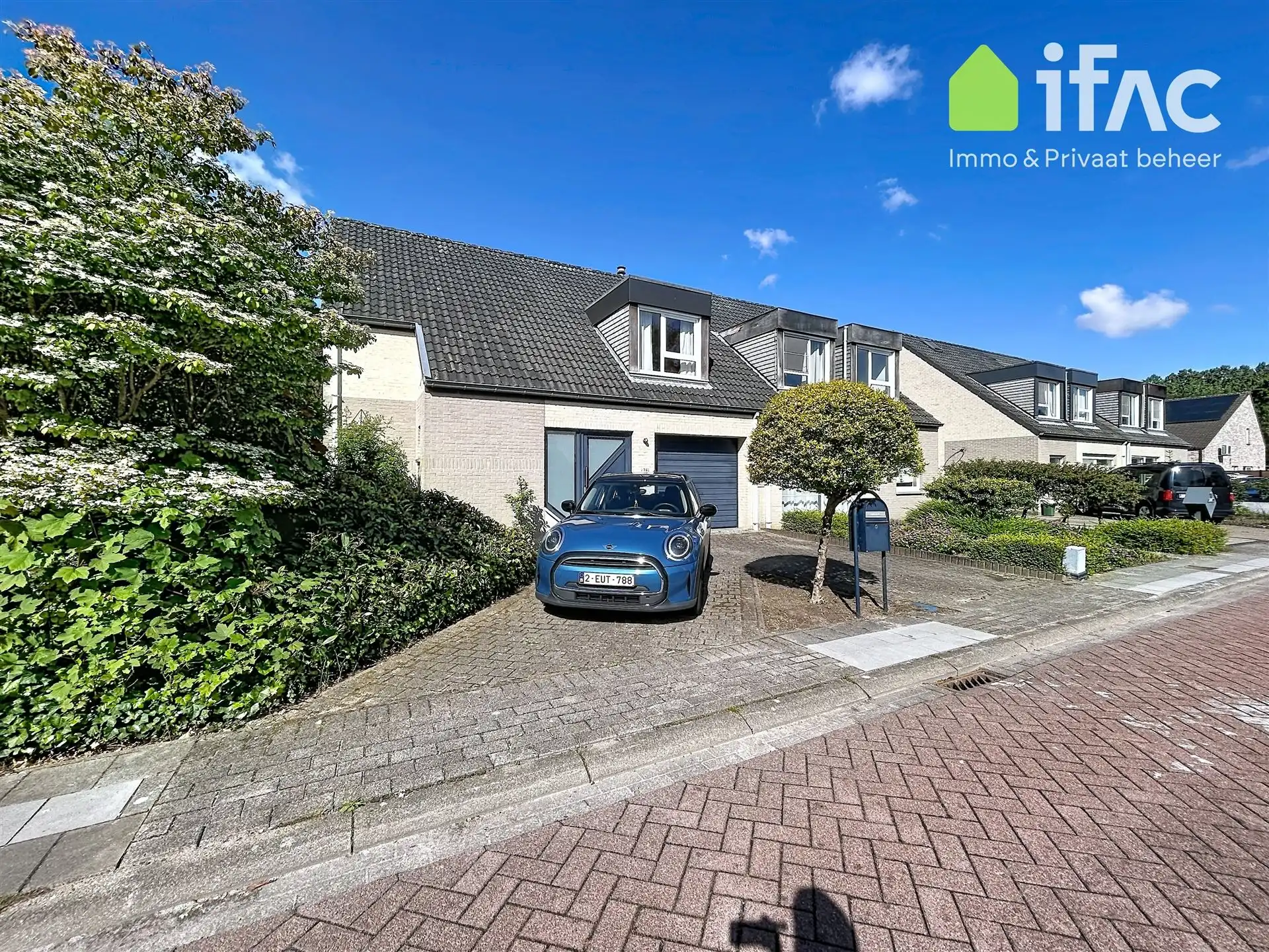 Rustig gelegen woning met 4 slaapkamers en mooie tuin foto 24