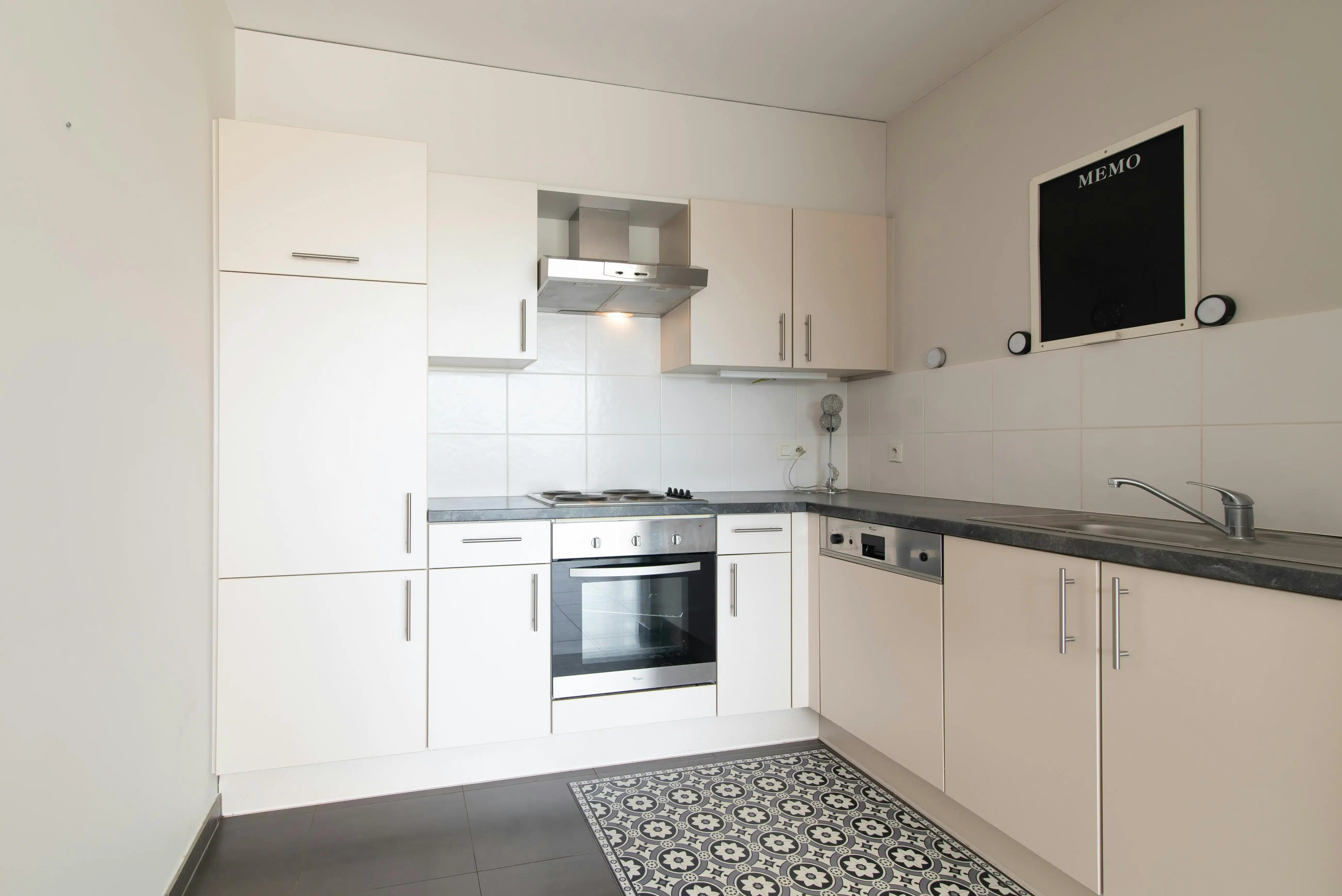  Lichtrijk 1-slaapkamerappartement te Bredene foto 8