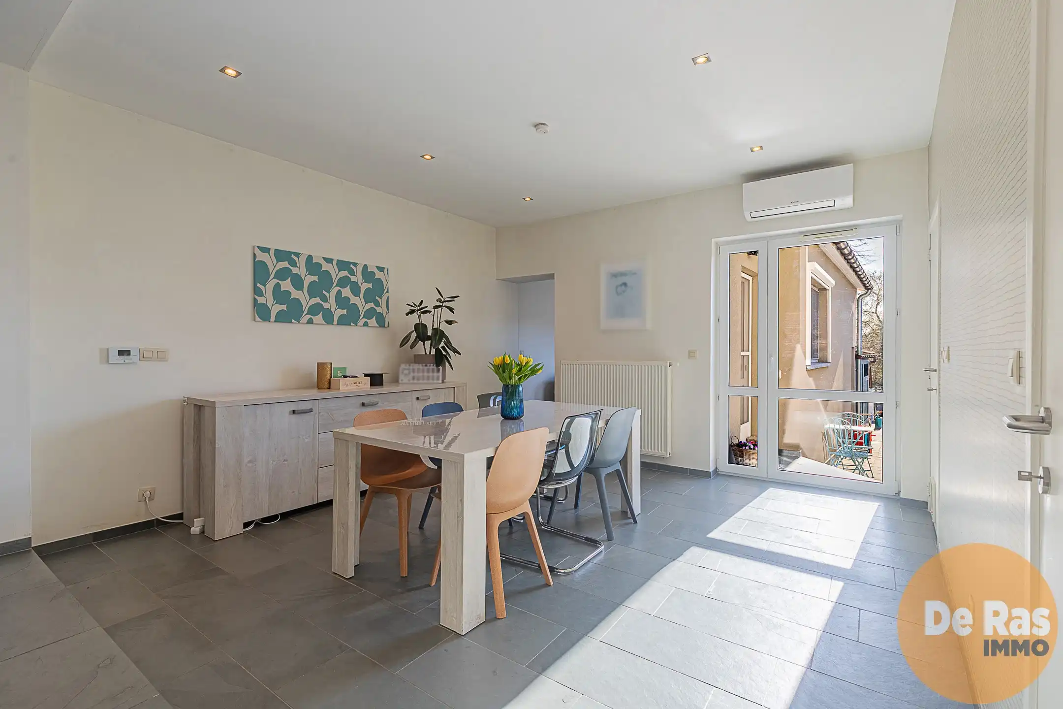 ZOTTEGEM - Gesloten bebouwing met tuin en energietechnieken foto 8