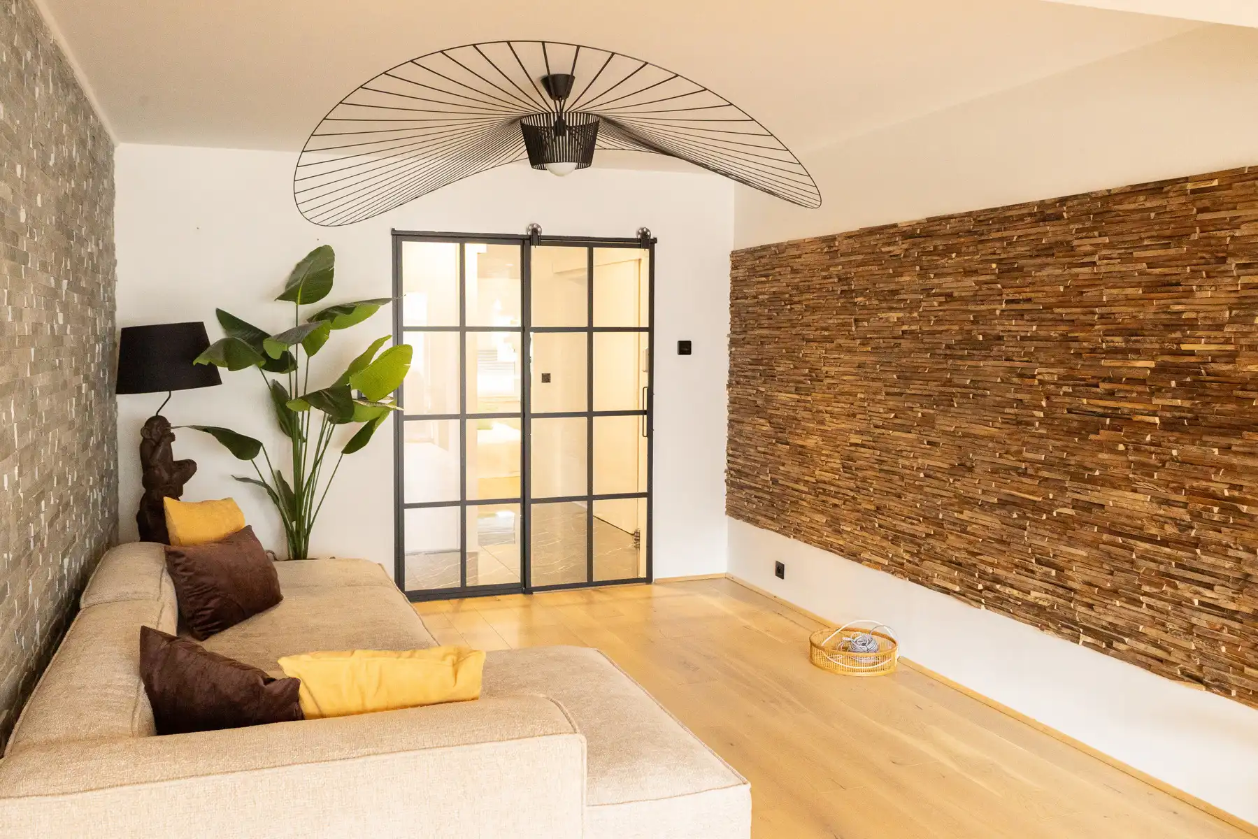 Lichtrijk en modern appartement met 2 slaapkamers foto 7