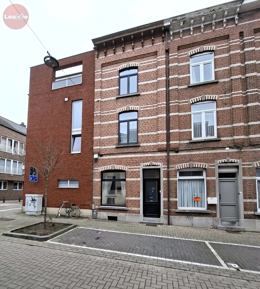Ruime woning op uitstekende locatie foto 43