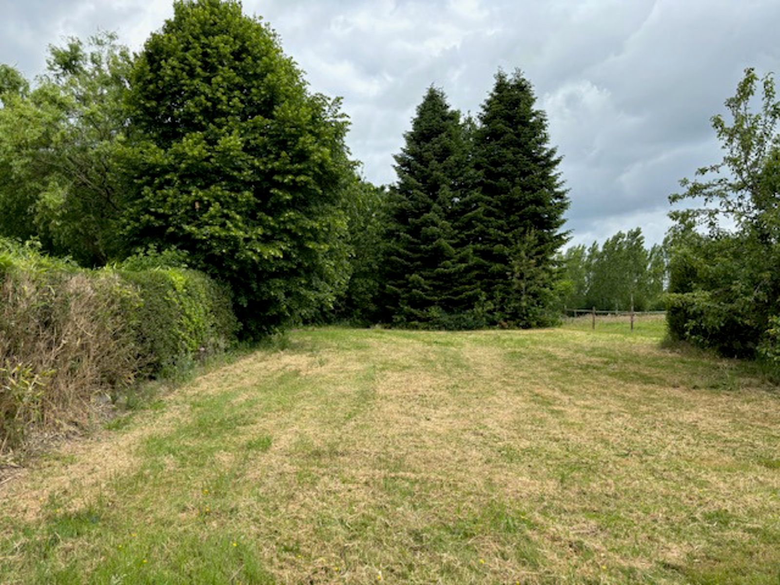 Volledig te renoveren/te slopen woning 20 are te Boutersem foto 11