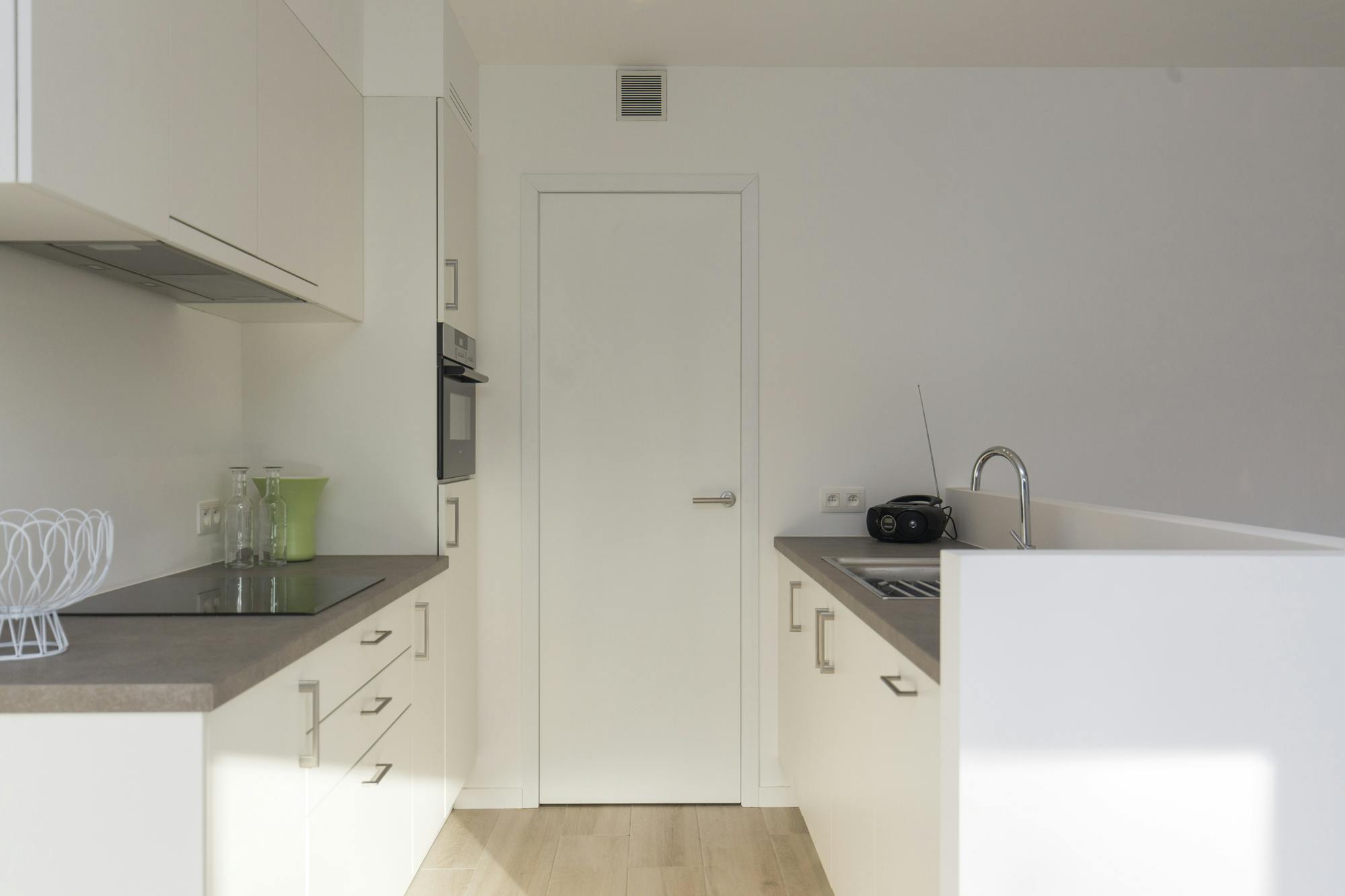 Recent gelijkvloers appartement te koop in centrum Deerlijk foto 3