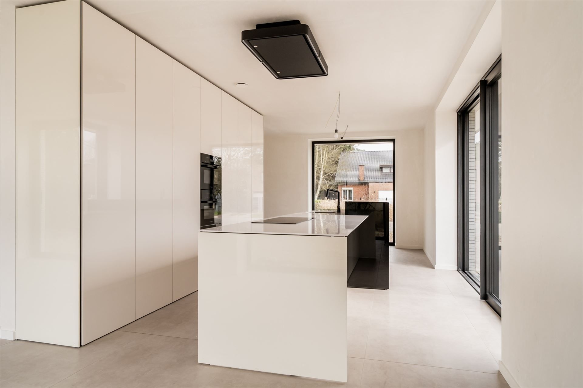 Luxe nieuwbouwvilla, innovatief design - enkel registratie foto 9