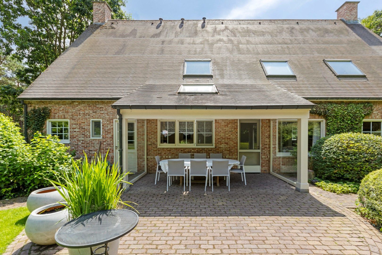 Prachtige villa met ruime tuin, zwembad en dubbele garage in Mol-Wezel ! foto 20