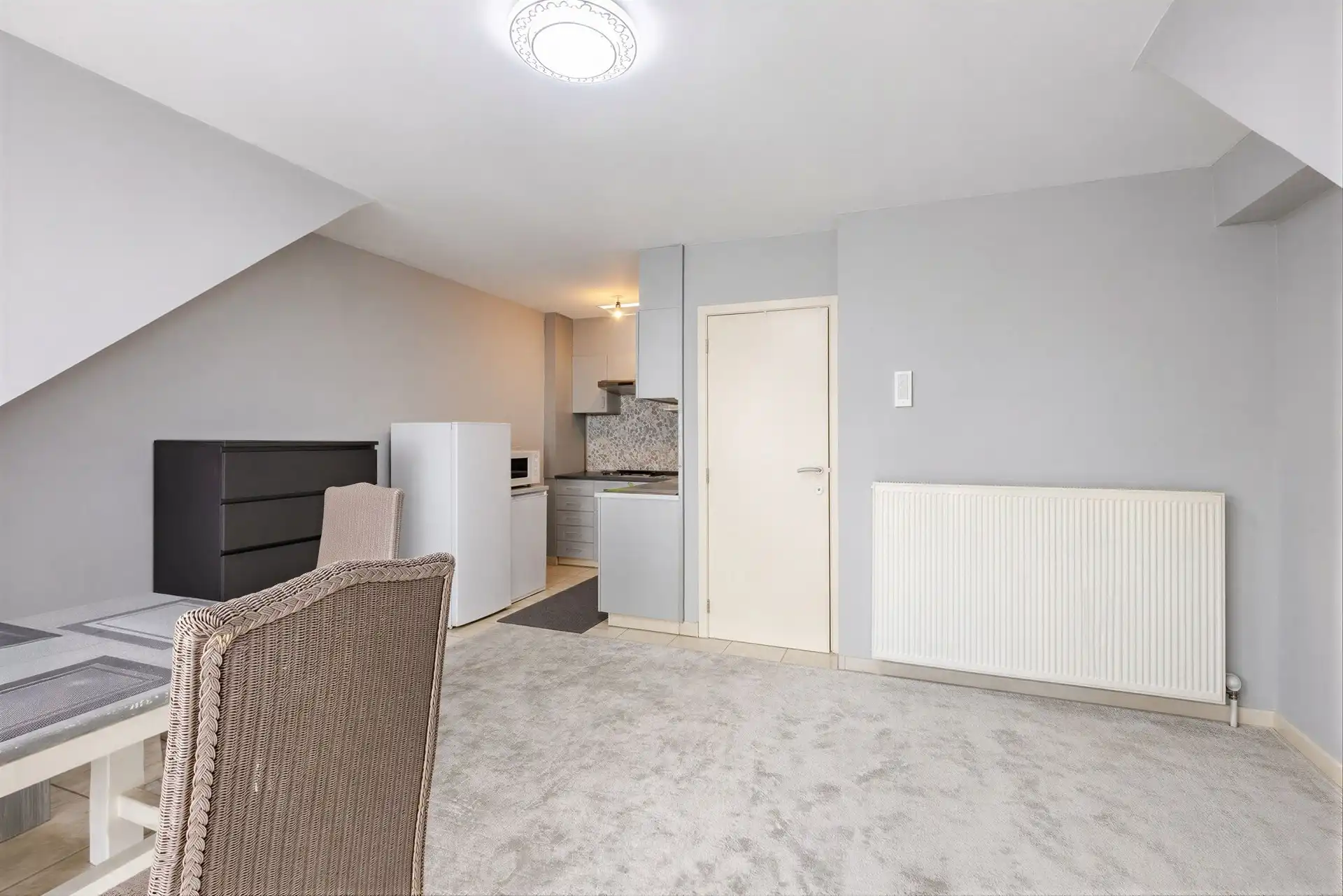 Instapklaar appartement met 2 slaapkamers foto 2