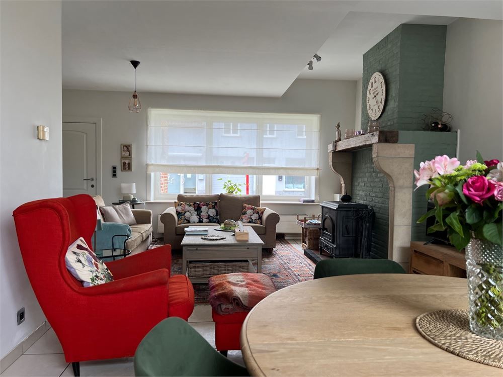 Charmante woning met 3 slaapkamers en garage foto 2