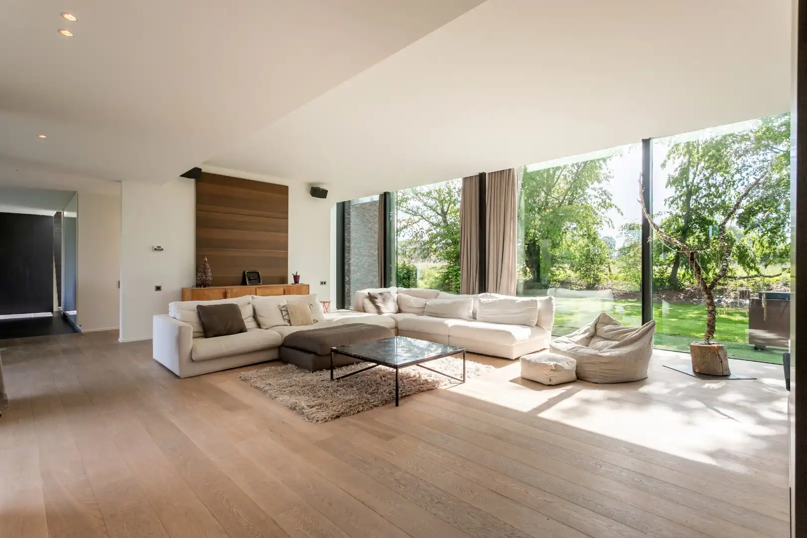 Unieke villa met 5 slpk. in het landelijke Pajottegem foto 5