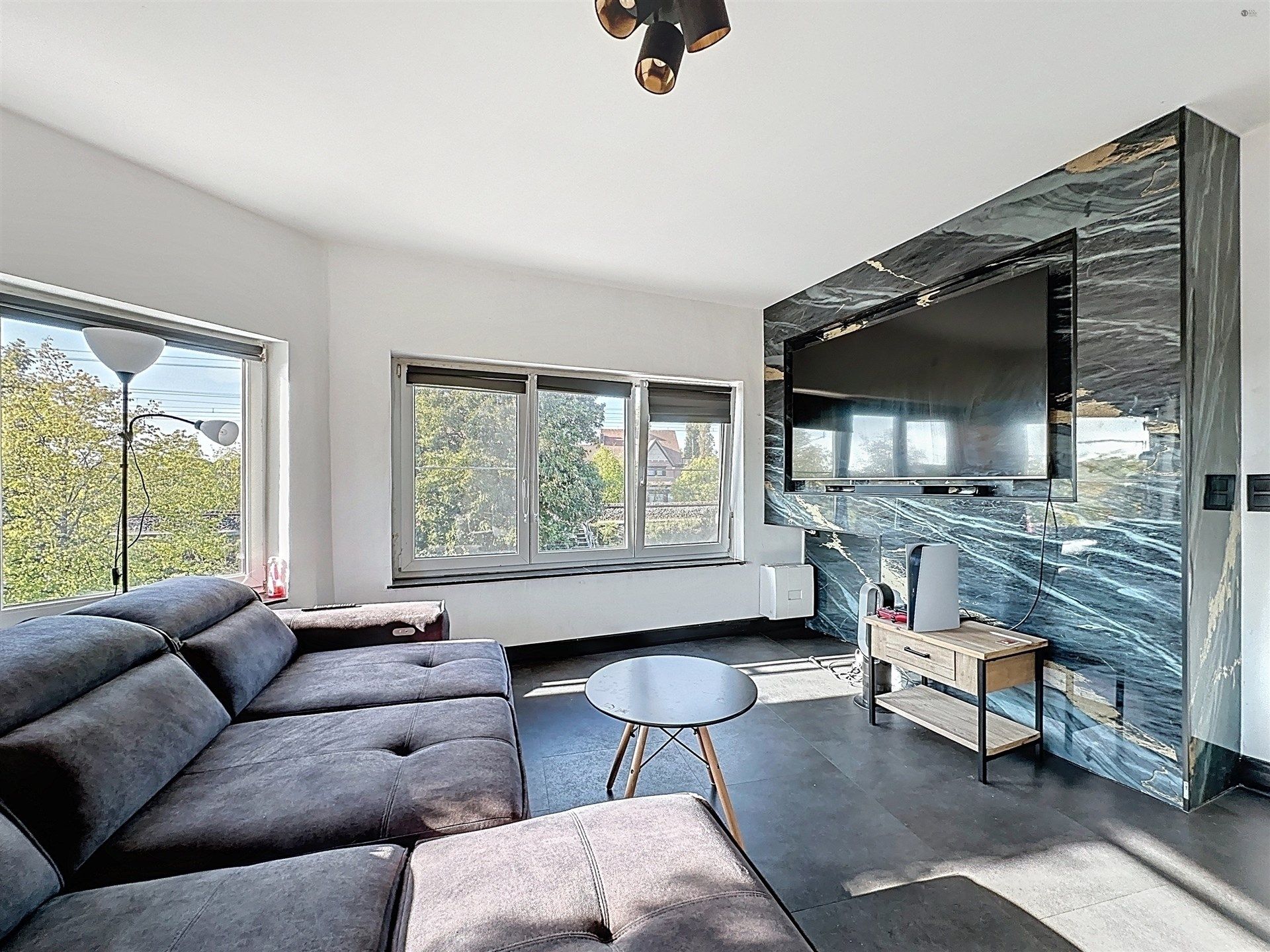 Prachtig appartement met 2 slp en groen zicht in Sint-Niklaas foto {{pictureIndex}}