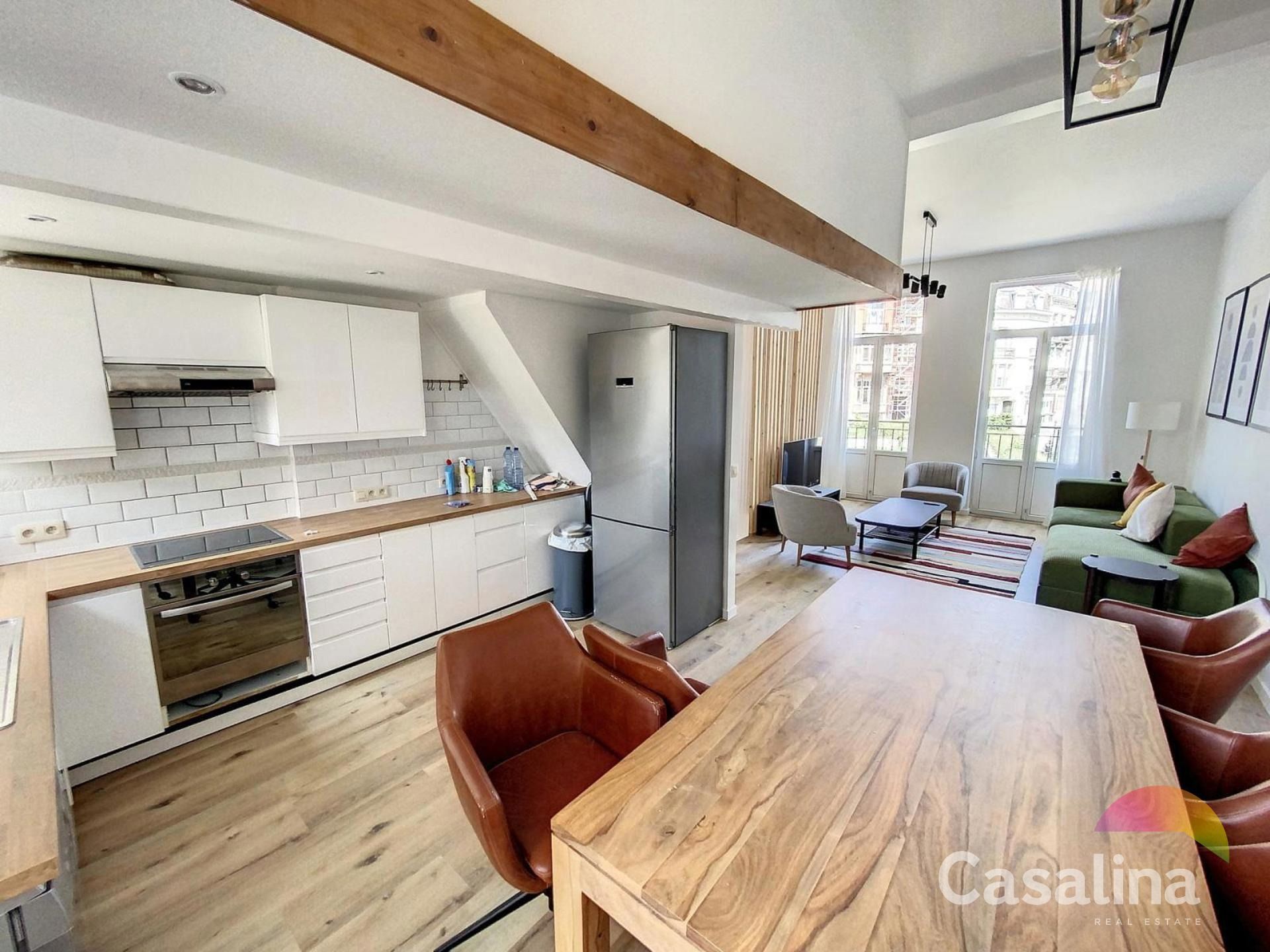 Opbrengsteigendom, Europese wijk, Triplex met commerciële gelijkvloers foto 5