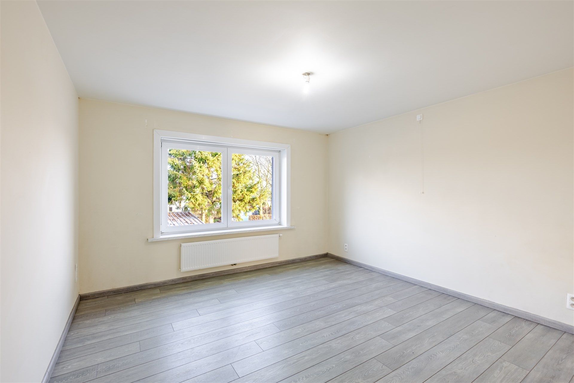 Gunstig gelegen 2 slaapkamer appartement met terras foto 15