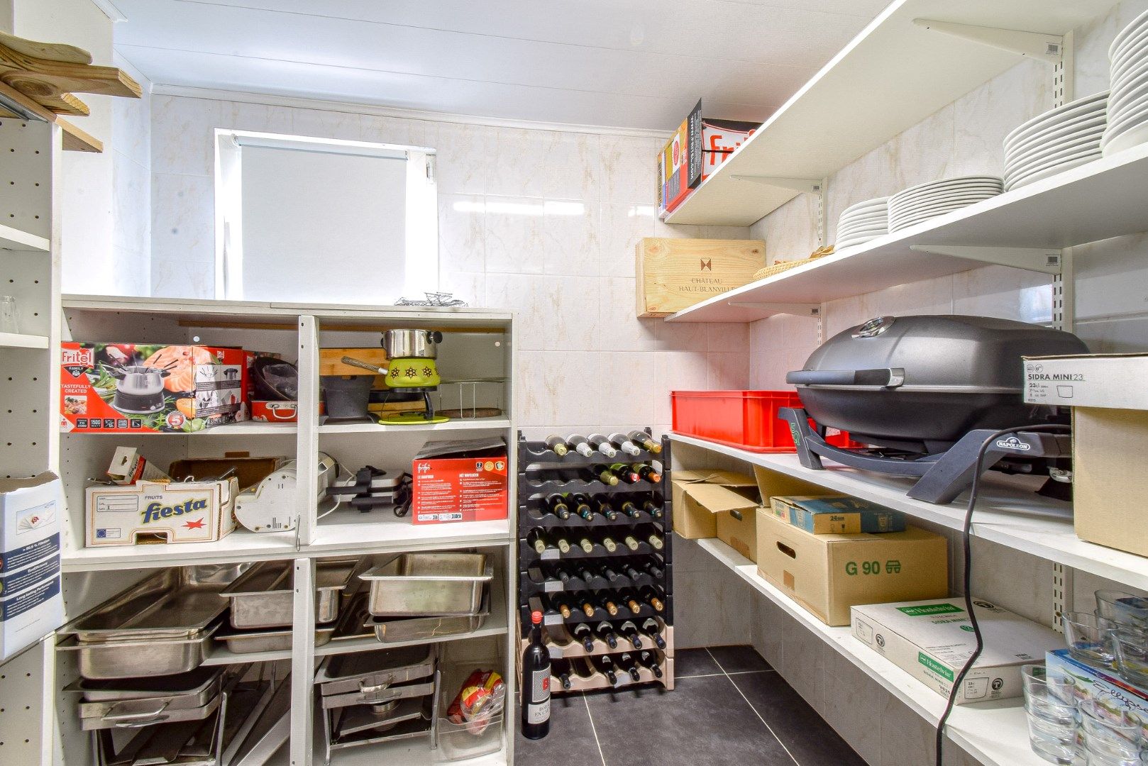 Instapklare woning met ruim handelspand op landelijke ligging te Koekelare foto 21