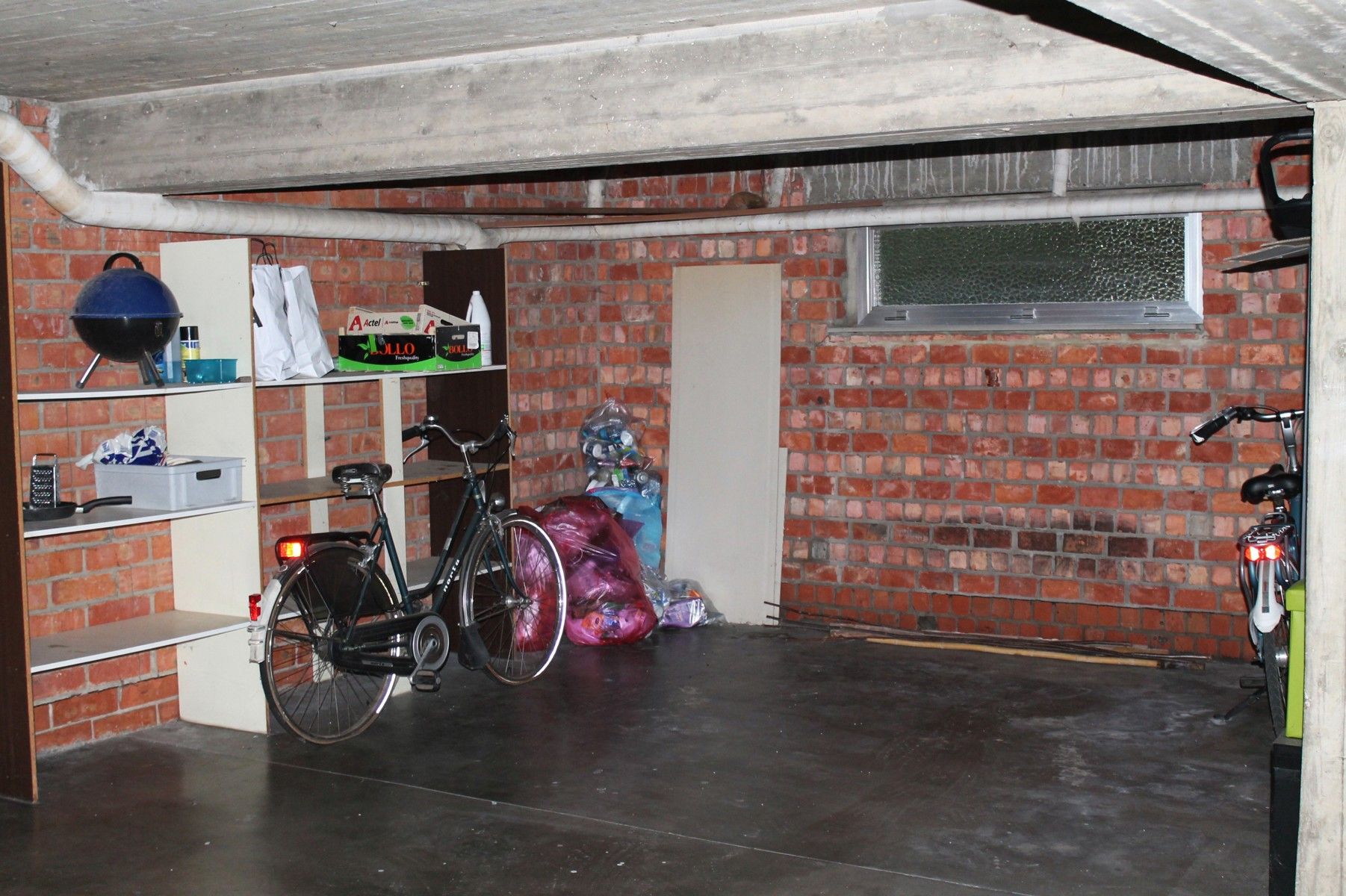 Rustig gelegen met royale living, veel licht en garage foto 17