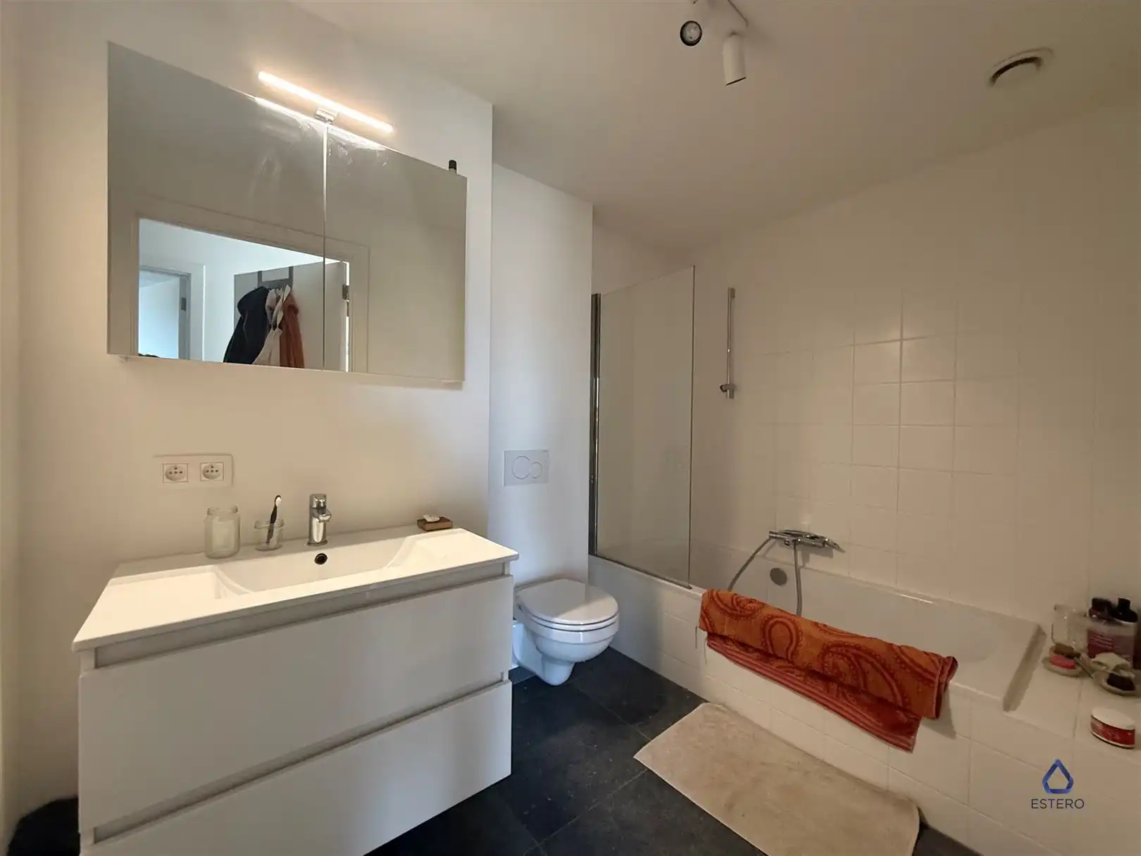 Energiezuinig nieuwbouwappartement met parking te Regatta foto 14