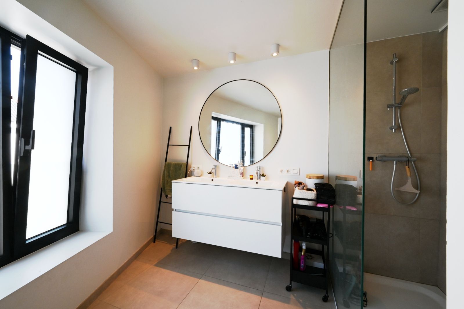 Magnifiek afgewerkt appartement met ruim terras foto 6