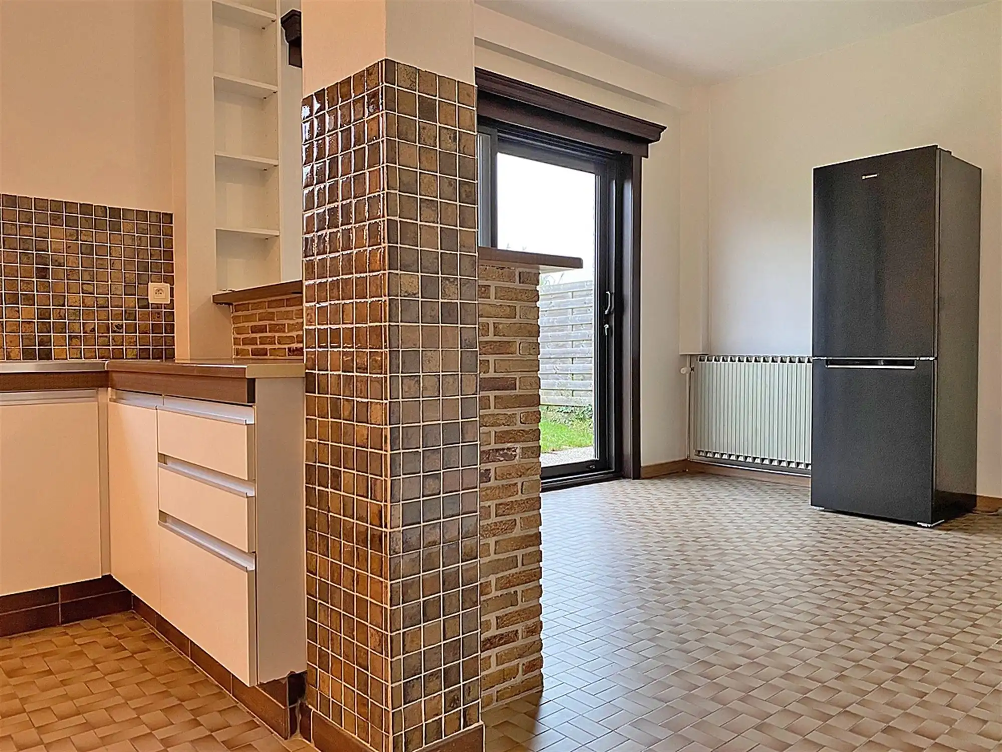 Ruime DORPSWONING met 3 SLAAPKAMERS, GARAGE & TUIN/TERRAS foto 8