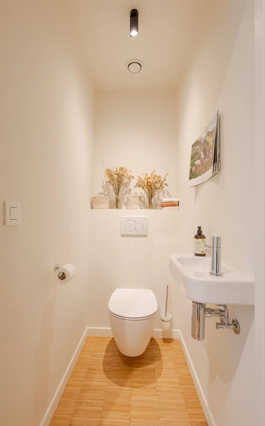 Exclusief gemeubeld en volledig ingericht appartement aan de Vaartkom! foto 9
