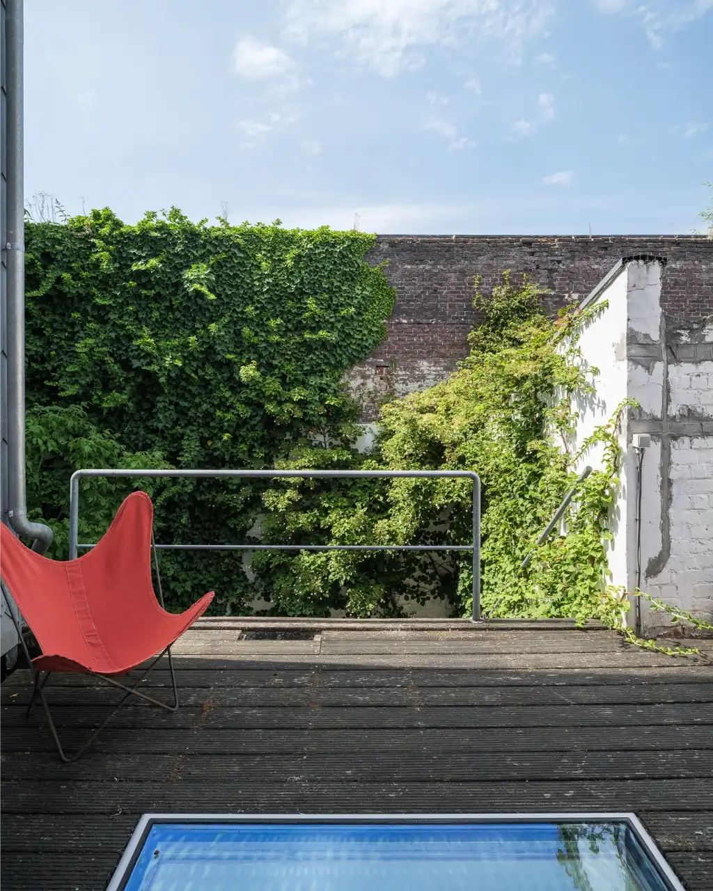 Architecturale gezinswoning met drie slaapkamers, zicht op water en groen, vlak bij de Coupure. foto 23