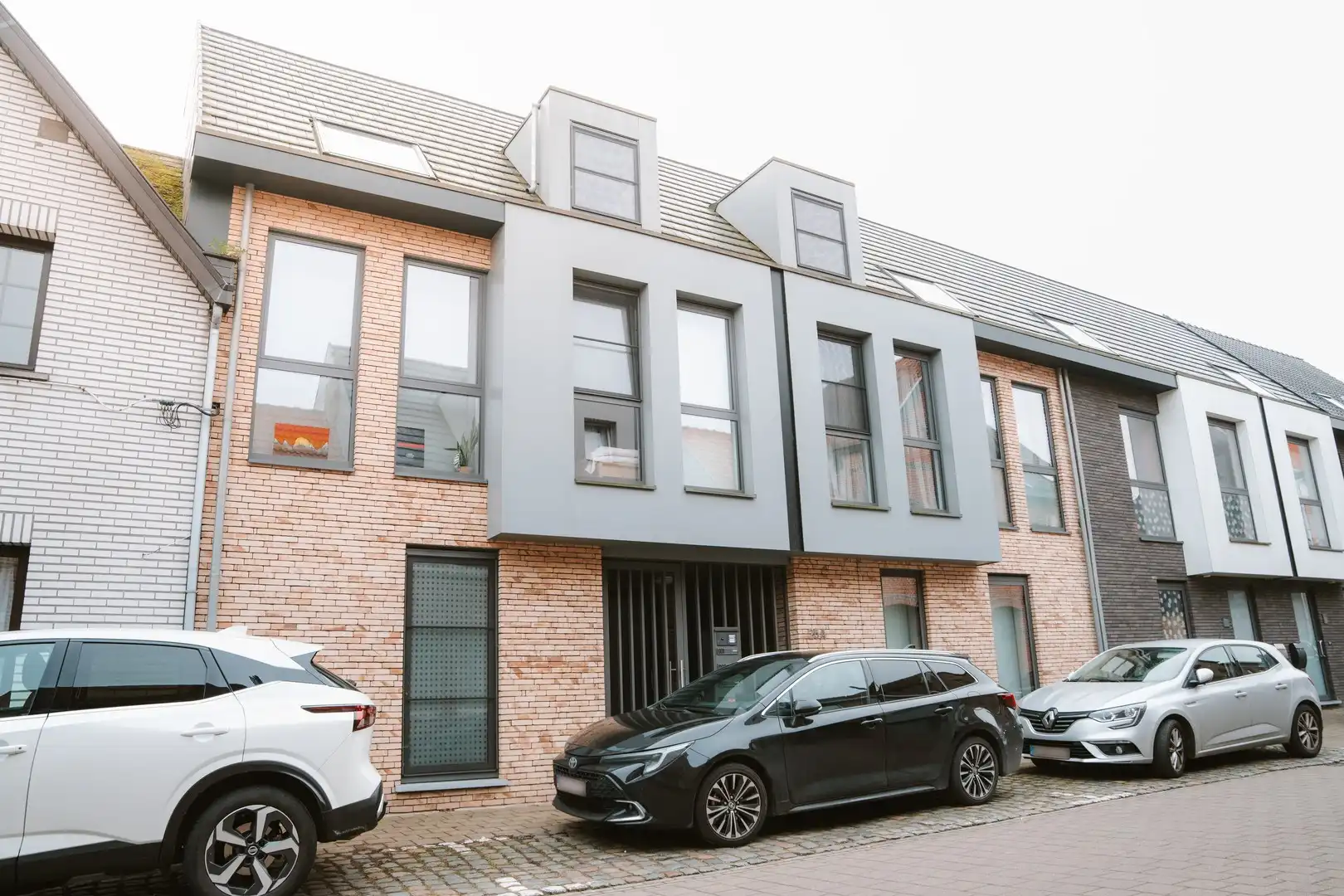 Duplex appartement met 3 slaapkamers, 2 badkamers en 1 autostaanplaats. foto 19