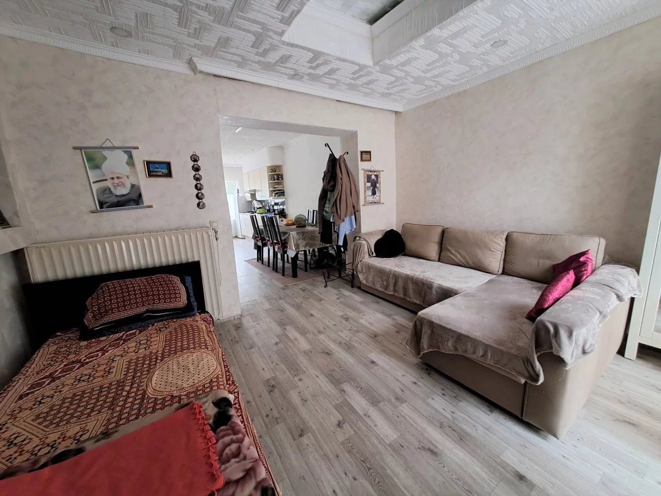Rijwoning aan de stadsrand foto 9