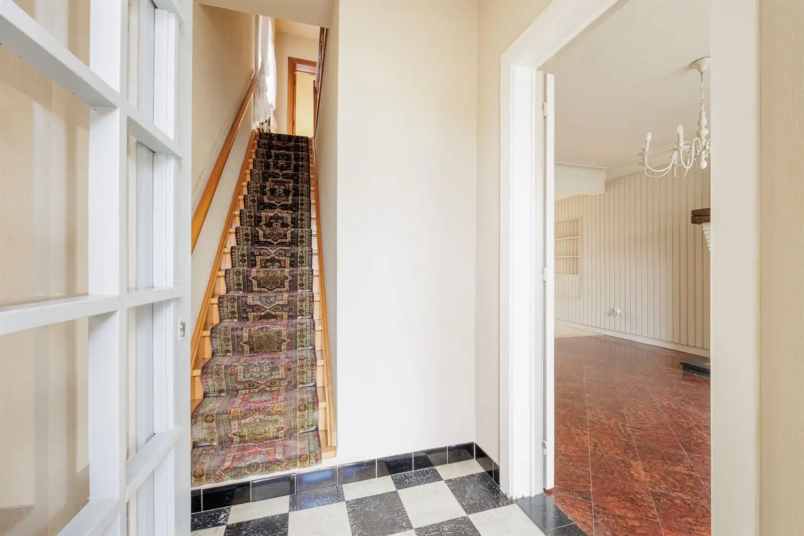 Woning met karakter en eindeloos potentieel foto 17