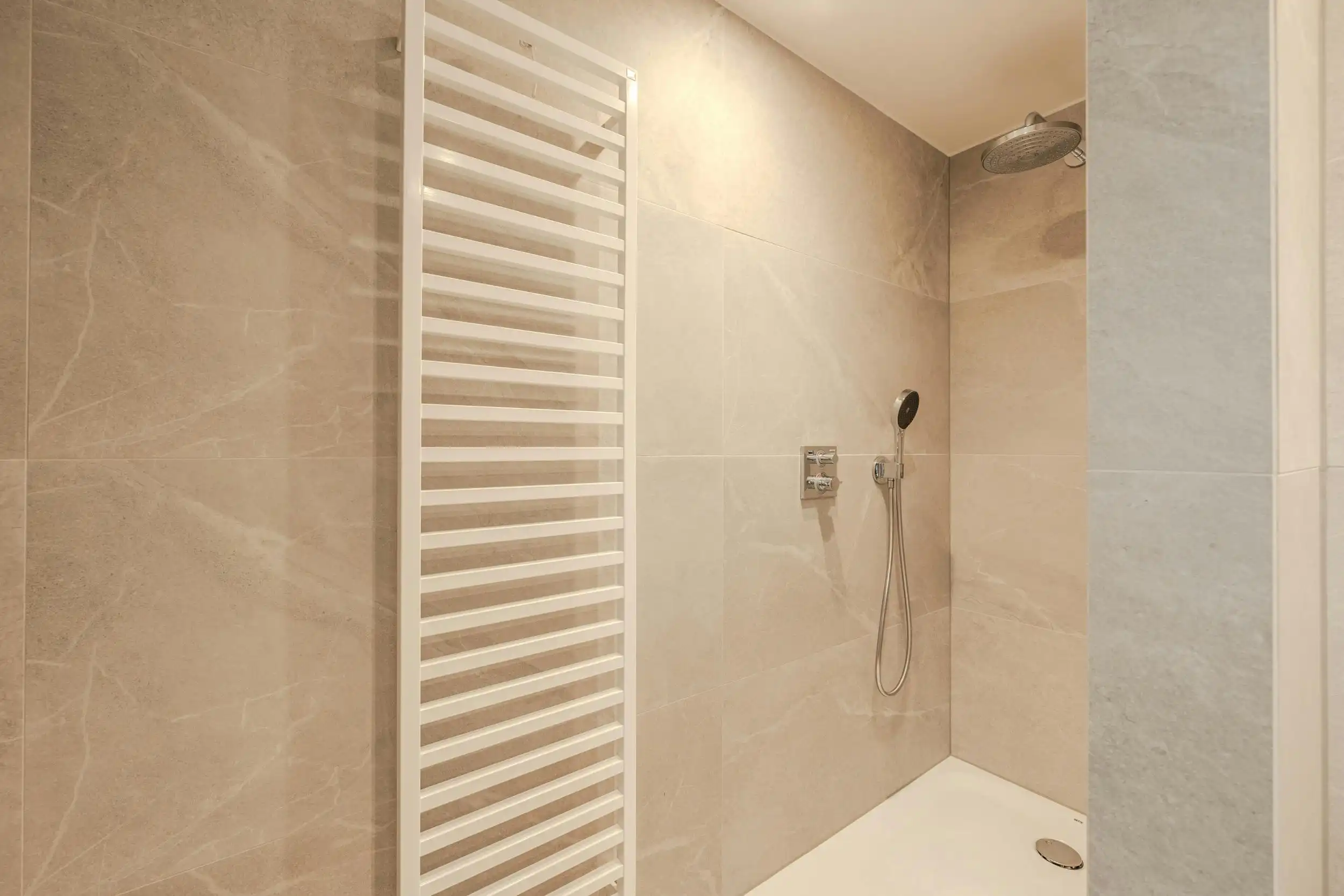 Recent appartement met twee slaapkamers in de Res. Lectus IX foto 16