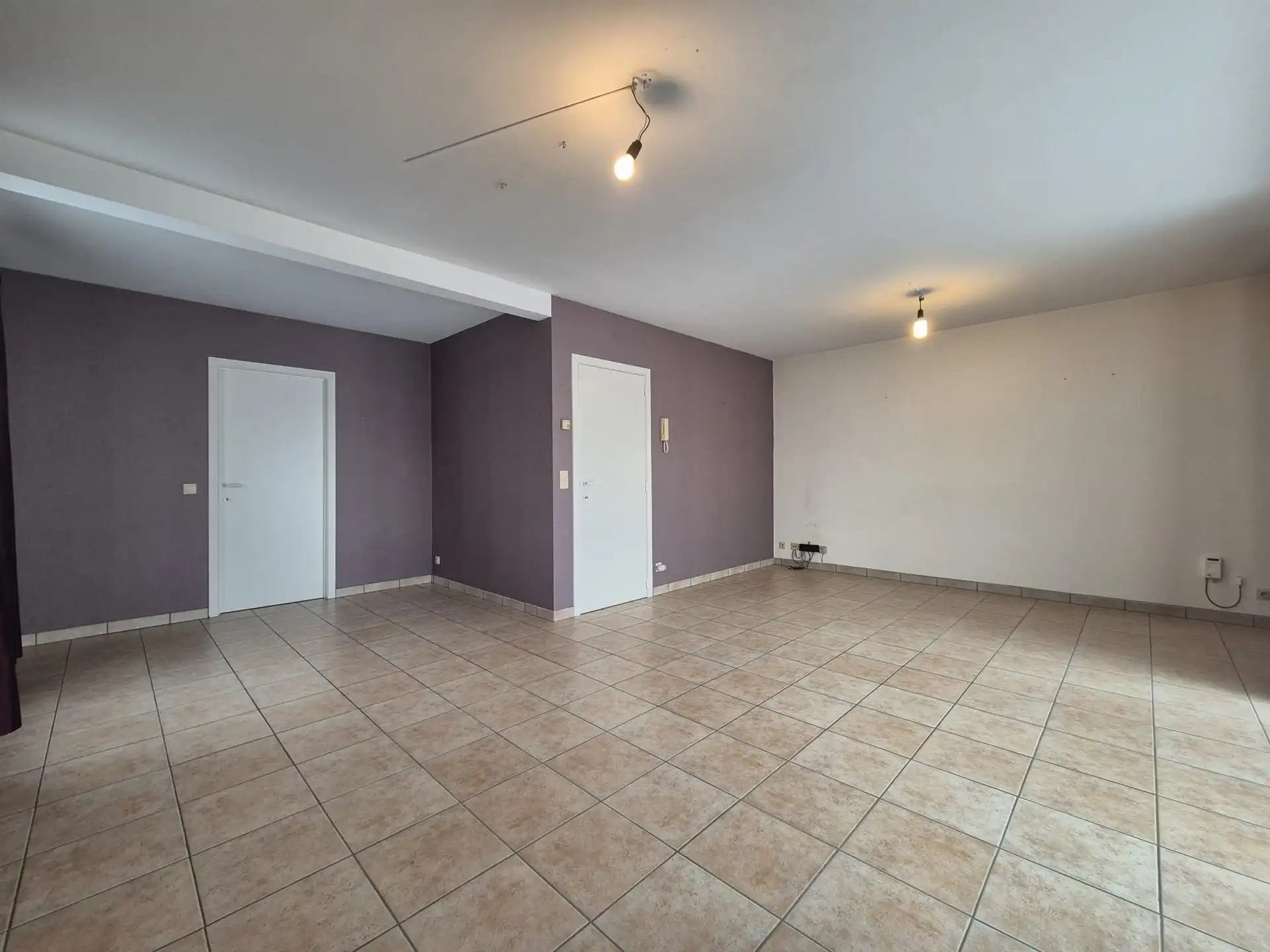 Ruim appartement met garage gelegen op het eerste verdiep vlakbij de Warande. foto 7