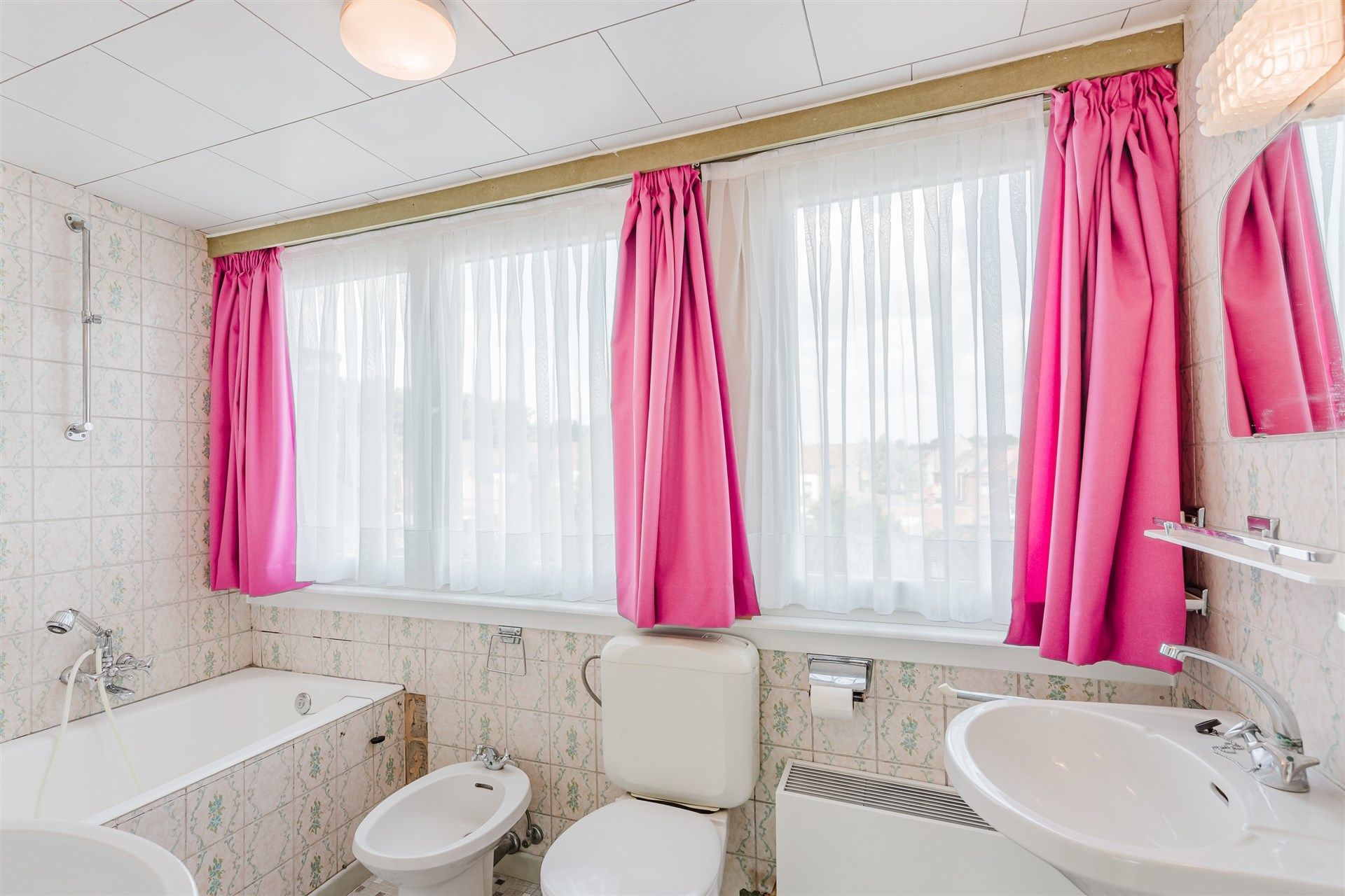 Ruime woning met 5(!) slaapkamers, dakterras en tuin foto 27