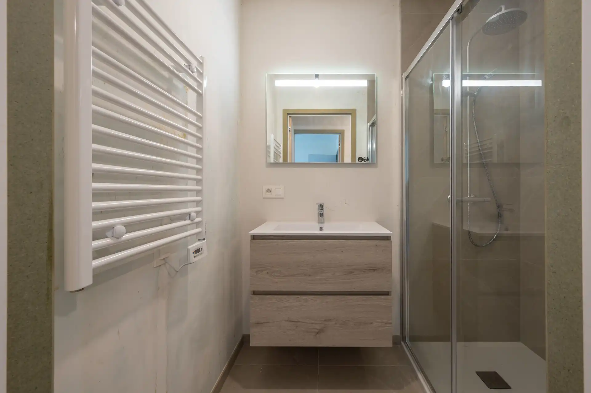 Architecturale nieuwbouwwoning met BEN-label en unieke leefruimte foto 12